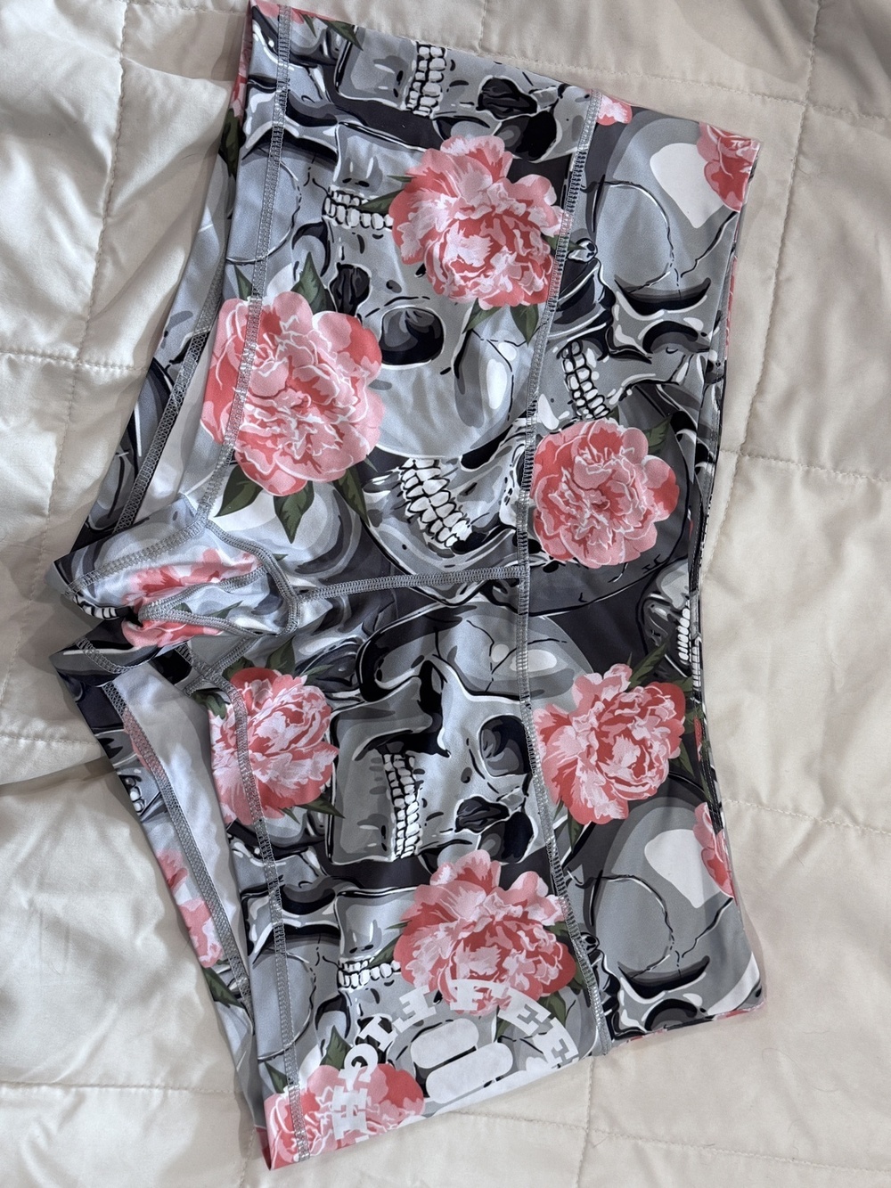 Feed Me Fight Me Skull Pink Floral Gray XL